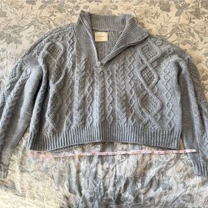 Lucky Brand Light Gray Knit Sweater crop